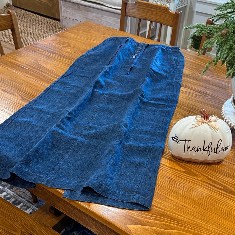 Eddie Bauer Dark Blue Linen Skirt